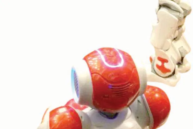 طالبتان سعوديتان تبتكران روبوتا ينطق العربية