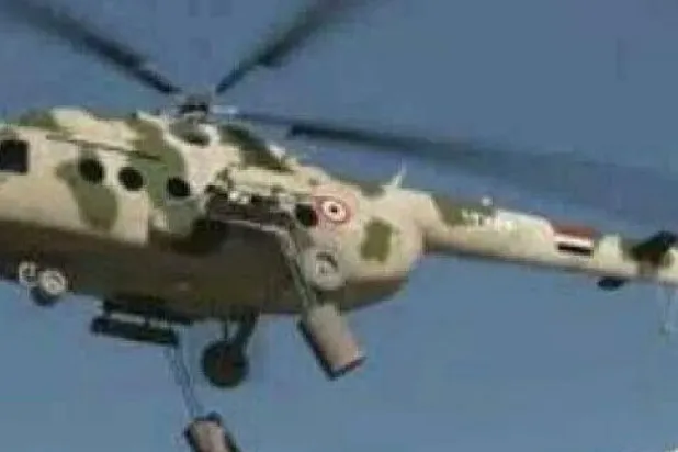 البراميل المتفجرة تثير الذعر والخوف لدى أبناء حلب وتدفعهم للنزوح نحو لبنان