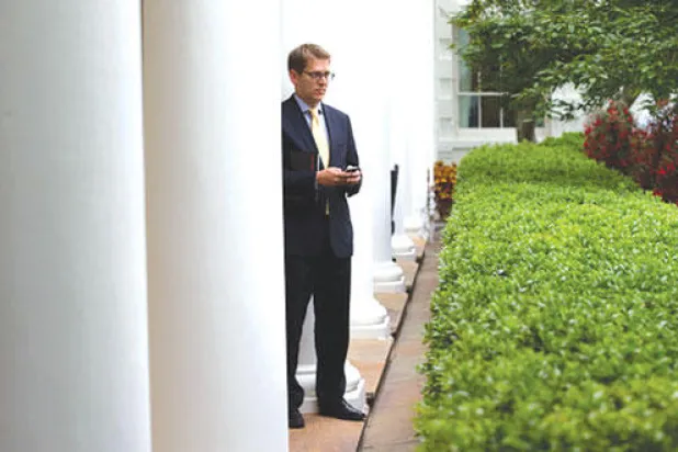 فاصل من المواجهات الغاضبة داخل غرفة المؤتمرات الصحافية في البيت الأبيض