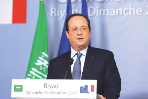 هولاند: تعاون فرنسا الدفاعي مع السعودية يهدف إلى استقرار المنطقة