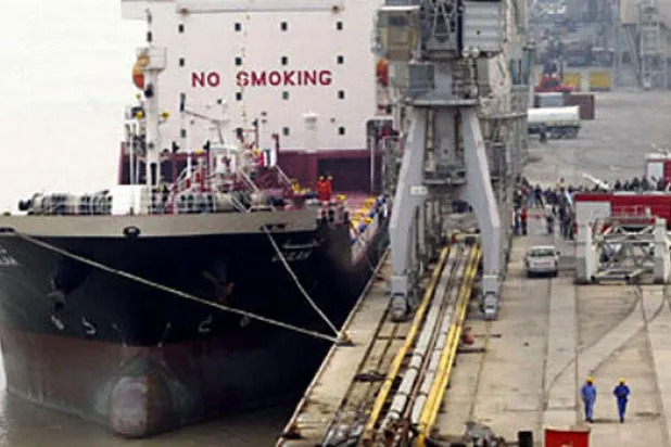 «المالية» العراقية تعلن تطبيق التعريفة الجمركية من البصرة وسط قلق المستوردين