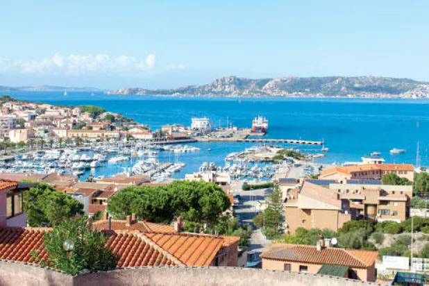 عقارات جزيرة سردينيا الإيطالية بين المتعة والاستثمار