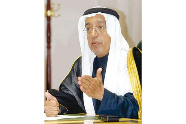 السعوديون يناقشون قضايا المياه والكهرباء مع الوزير الحصين