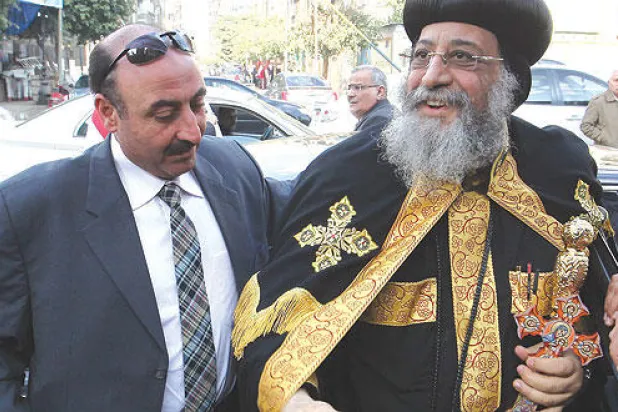 طوابير الاستفتاء على الدستور تعزز وحدة المصريين