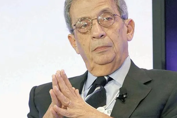 عمرو موسى لـ {الشرق الأوسط}: أرجّح ترشح السيسي للرئاسة