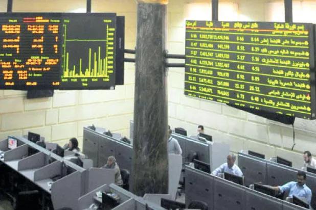 البورصة المصرية تتراجع تحت وطأة مبيعات مكثفة من مستثمرين محليين