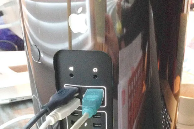 كومبيوتر جديد بقدرات عالية للمحترفين من «أبل»