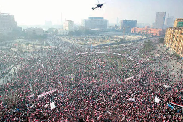 «الميدان» يحتشد بمؤيدي الجيش المصري
