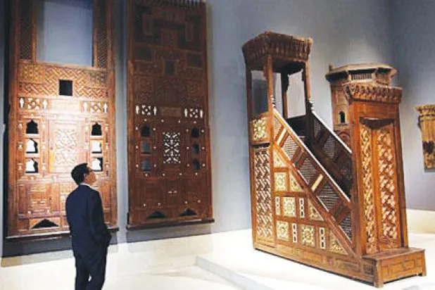 محراب أثري في متحف الفن الإسلامي قبل التفجيرات