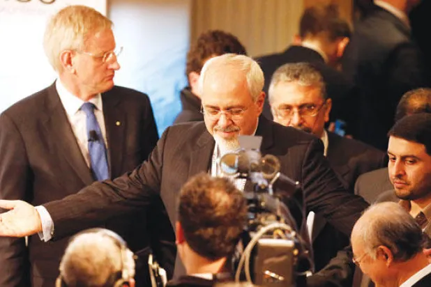 ظريف: إيران عازمة على علاقة بناءة مع السعودية