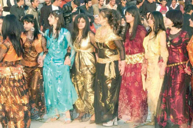 أربيل تستهل برامجها الفنية باعتبارها {عاصمة للسياحة العربية}