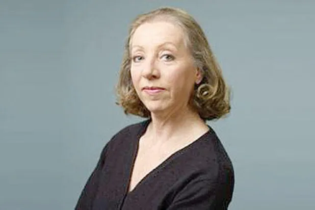 شارون بيغلي: القراءة المتنوعة للصحافي تجعله يمزج الأفكار ويستوعب المواضيع