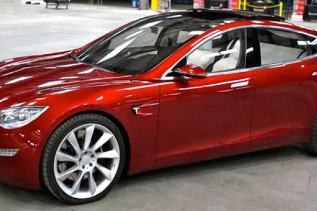 تيسلا «إس» الكهربائية هل تصبح نموذجا لسيارة المستقبل؟