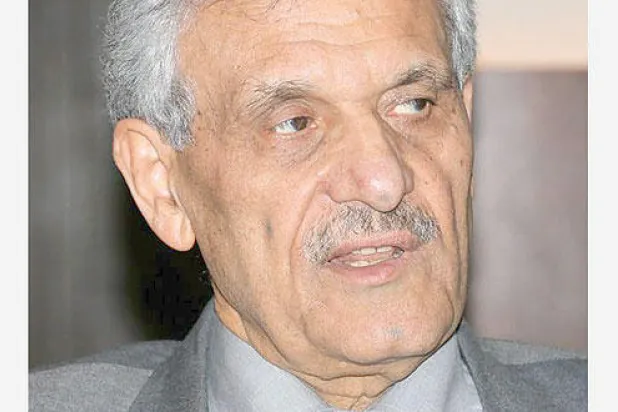 أسعد مصطفى: متفائلون بالوعود الأميركية حول تسليح الثوار