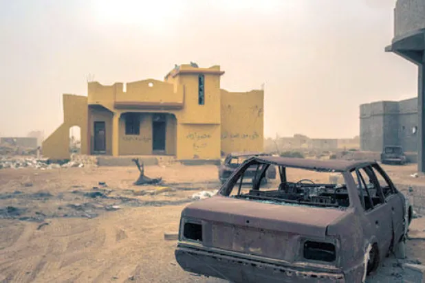 آثار الدمار تبدو واضحة في تاورغاء الليبية (صورة خاصة بـ {الشرق الأوسط})