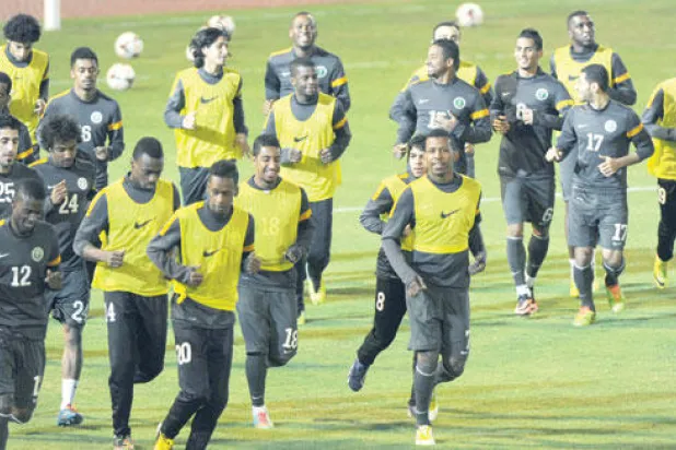 السعودية تلاقي إندونيسيا بعيدا عن الضغوط و«الحسابات المعقدة»