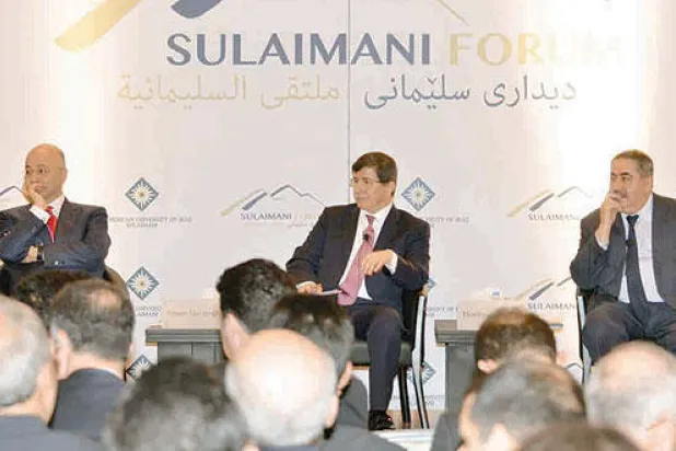 في ملتقى السليمانية.. داود أوغلو يدعو بـ{الكردية} إلى فتح صفحة جديدة