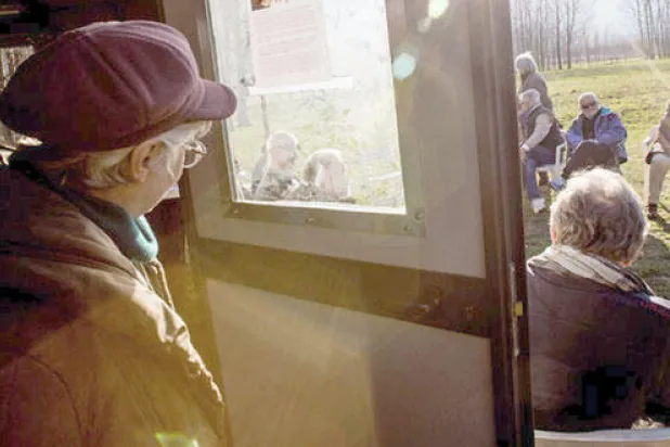 مطالب بإنهاء حالة الانقسام في إيطاليا بشأن إنشاء خط السكك الحديدية