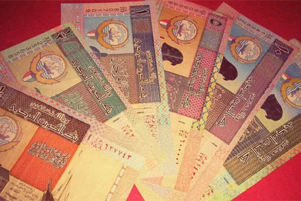 الكويت تتوقع فوائض تبلغ 32 مليار دولار خلال السنة المالية المقبلة