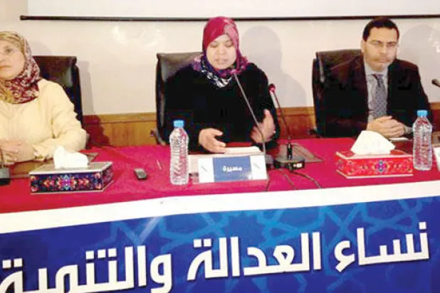 وزير الإعلام المغربي: المشاركة السياسية للمرأة وانخراطها في الاقتصاد يتطلبان مجهودا جماعيا