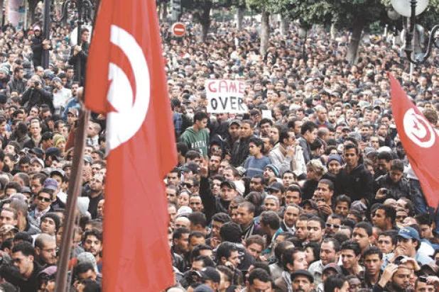 مشهد من الاحتجاجات الشعبية في تونس