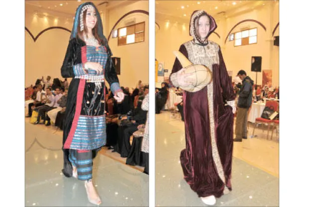 عرض للأزياء التراثية والشعبية في اليمن