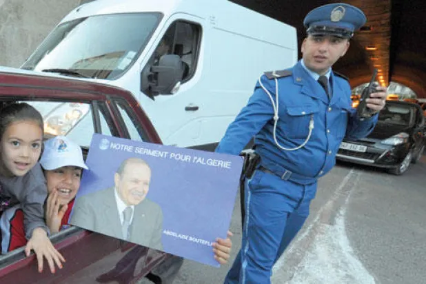 منافسو بوتفليقة يرفضون نتائج الانتخابات.. وبن فليس يريد تأسيس حزب