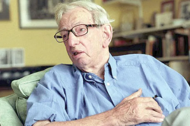 هوبزباوم: التقدم العلمي أخفى انهيار الحقائق الفكرية