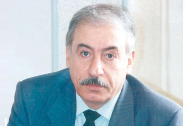 حميد سعيد: الشعر الحقيقي هو الذي يبدع قراءه