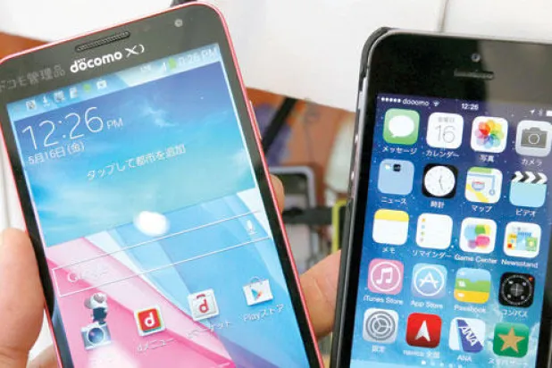 «سامسونغ إس 5» أمام أجهزة «آيفون».. صراع انتشار ومبيعات في كل الأسواق