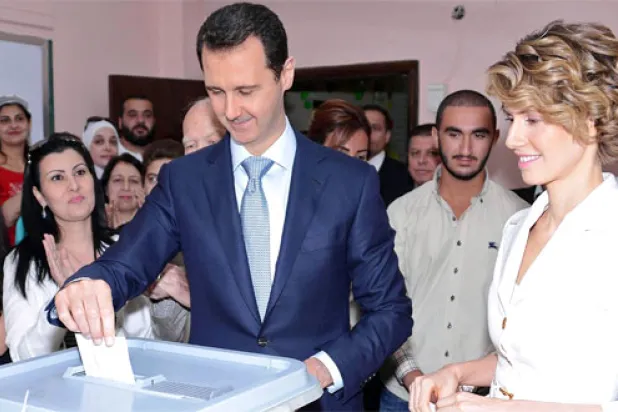 أنصار الأسد ينتخبونه على أنقاض سوريا