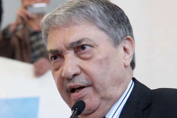 200 شخصية سياسية تعقد أكبر اجتماع لها لطرح بديل للنظام القائم في الجزائر