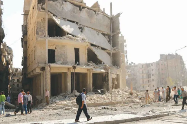 مقتل 12 مدنيا معظمهم من الأطفال في غارات جوية على حلب وإدلب