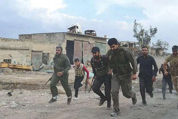 توجه لإعادة هيكلة المجلس العسكري لـ{الحر} وسط امتعاض القيادات من شح السلاح