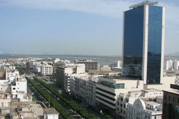 تونس تطلق برنامجا لإنقاذ المؤسسات الصغرى والمتوسطة التي تعاني صعوبات