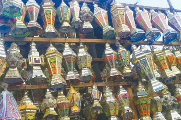 الفوانيس المصنعة يدويا