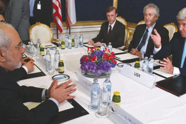 الغرب يطالب إيران بأن تكون «أكثر واقعية» في طموحاتها النووية