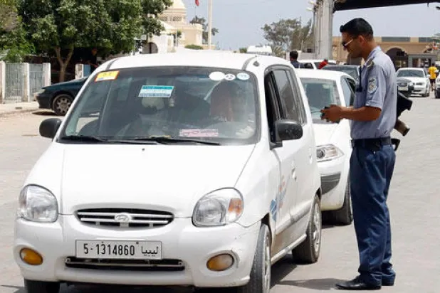 الحكومة التونسية ترفع درجة التأهب لحماية حدودها مع ليبيا