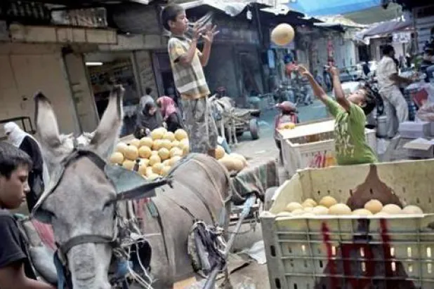 يوميات مراسل من غزة: أسواق غزة خالية من الخضار والمواد الغذائية
