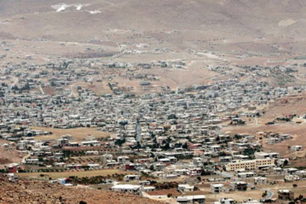 عائشة.. أخفت بكاء مولودها عن المسلحين حتى كادت تخنقه