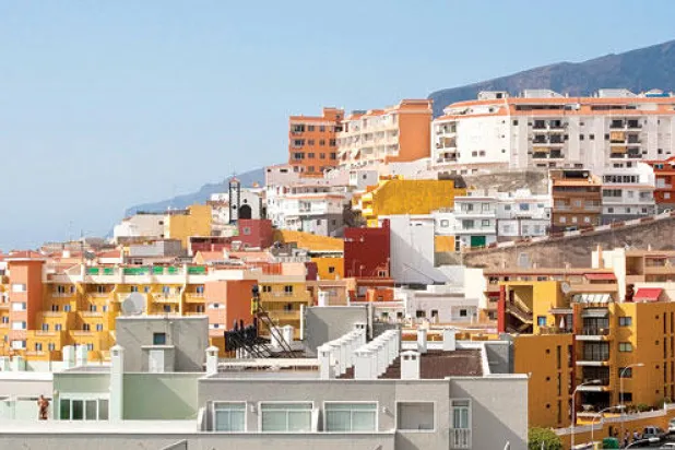 سوق العقارات في جزر الكناري الإسبانية.. ما لها وما عليها