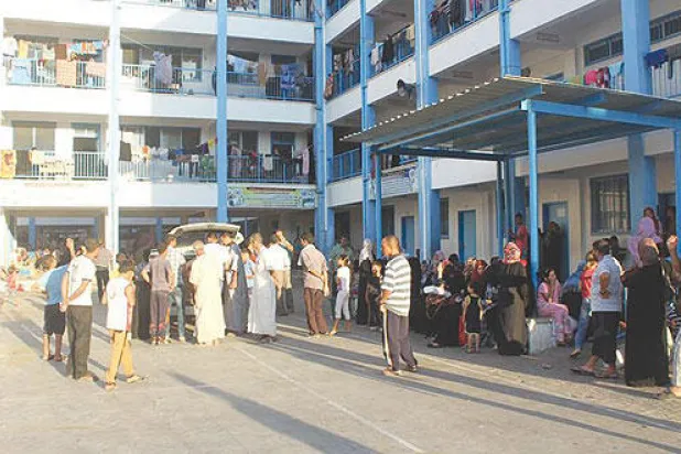 الموسم الدراسي الجديد في غزة على الأبواب.. ونازحو المدارس يخشون طردهم منها