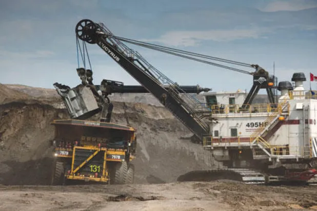 باحثون: مشاريع استخراج النفط من الرمال خاسرة.. وأموال المستثمرين في خطر