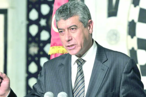 وزير الدفاع التونسي: الحرب على الإرهاب ليست تقليدية.. وتتطلب نفسا طويلا