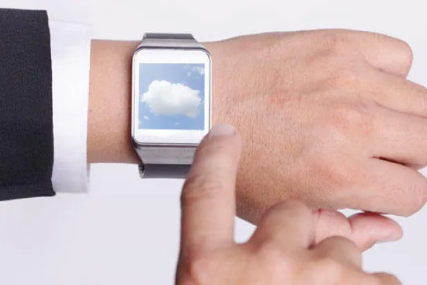 مع انتشار التكنولوجيا التي يمكن ارتداؤها.. الحساسية ضد النيكل تثير القلق