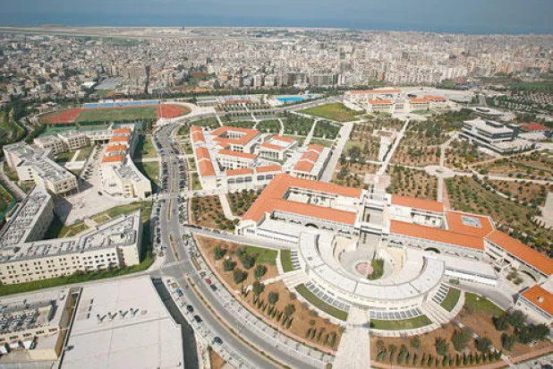 بحوث الاختصاصات العلمية في الجامعات اللبنانية تطغى على الاهتمام بالعلوم الإنسانية