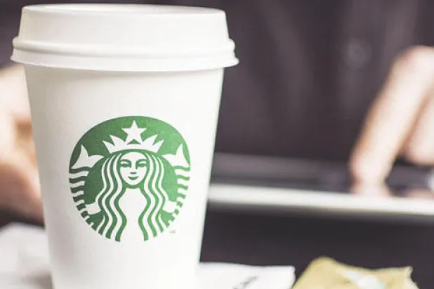 «السرية».. شعار العملاء والعاملين في مقهى «ستاربكس» بمبنى «سي آي إيه»