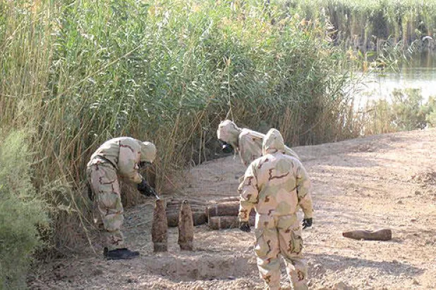 أسلحة النظام العراقي السابق المحظورة فتكت سرا بعراقيين وأميركيين