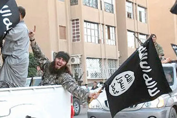 ألف مقاتل أجنبي إلى الأراضي السورية كل شهر