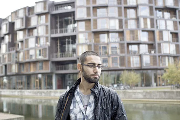 مسلمو أوروبا يشعرون بالضغوط بسبب شبهة الإرهاب